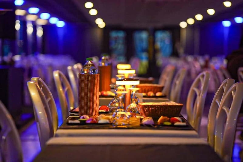 Bosphorus Dinner Cruise w/ Unlimited Drinks & Entertainment - Should you book it?