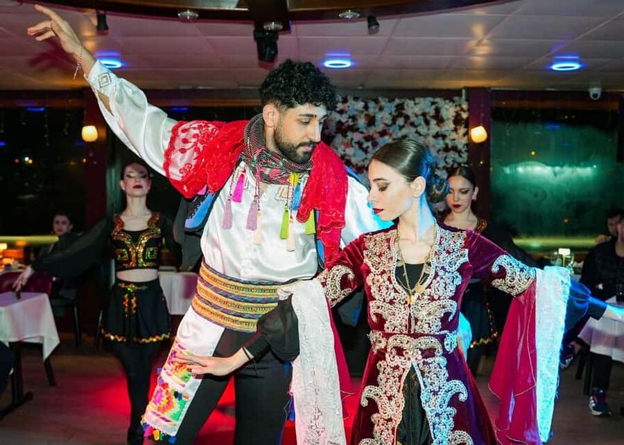 Bosphorus Evening Cruise: Dinner, Shows and Private Table - Who Will Enjoy This Three-Hour Evening?