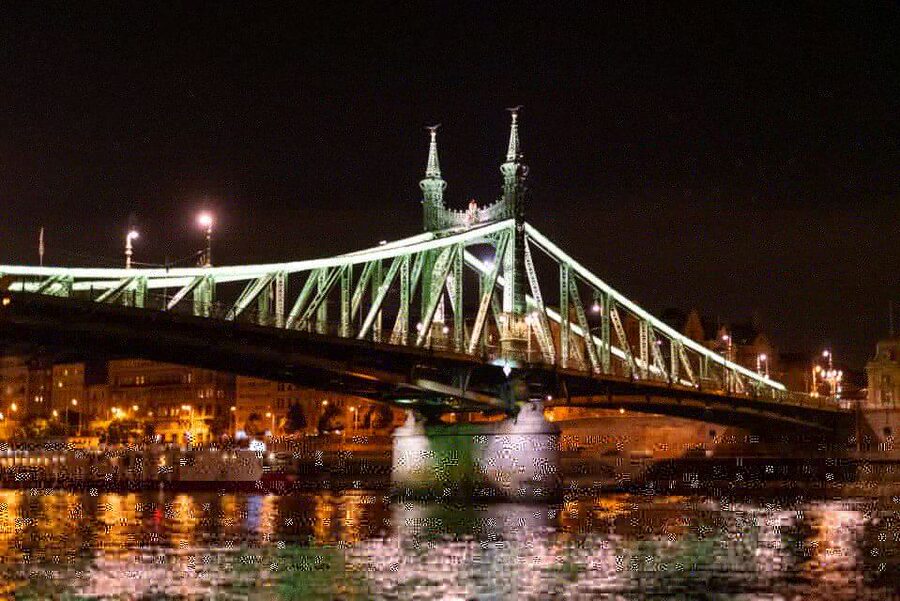 Budapest: Candlelit Dinner River Cruise with Live Music - Small Details That Can Improve Your Evening