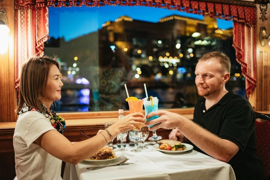 Budapest: Dinner Cruise with Live Music and Folk Dance Show - Small Details That Make the Night Better