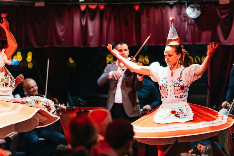 Budapest: Prosecco Dinner Cruise with Live Music - Practical verdict: book it for the whole evening