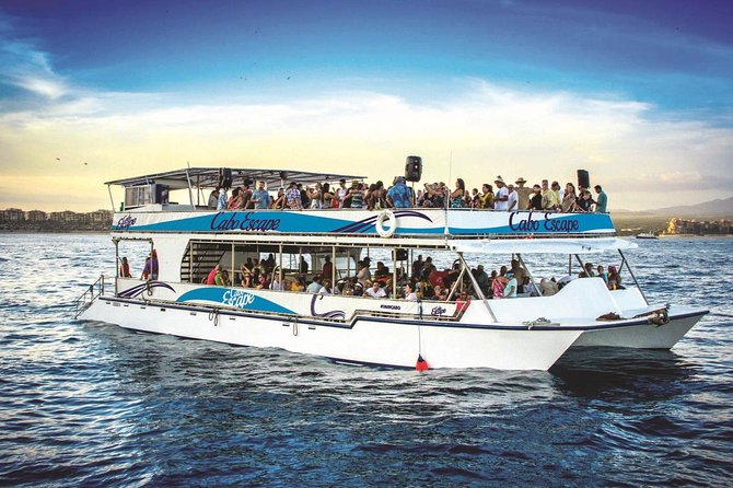 Cabo San Lucas Sunset Dinner Cruise with Open Bar - El Arco and the Pacific shoreline