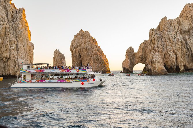 Cabo Sunset Dinner Cruise: Fajitas, Lands End and Party - Timing problems can cost you the sunset