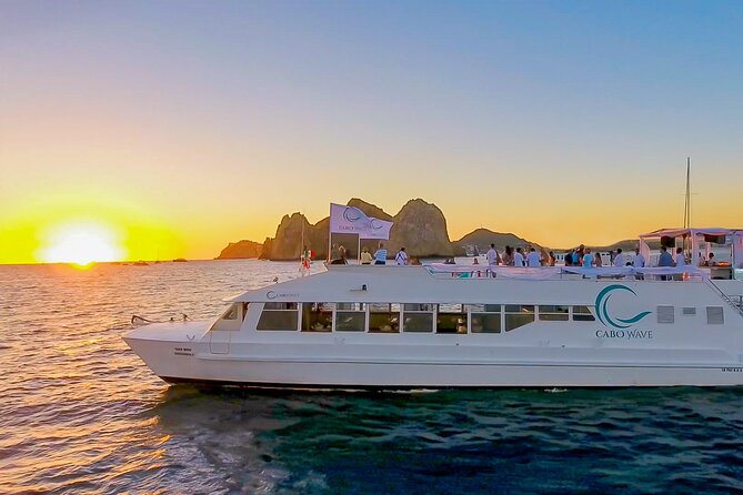 Cabo Sunset Dinner Cruise with Live Music & Open Bar on Cabo Wave - Live music, dancing, and the open bar
