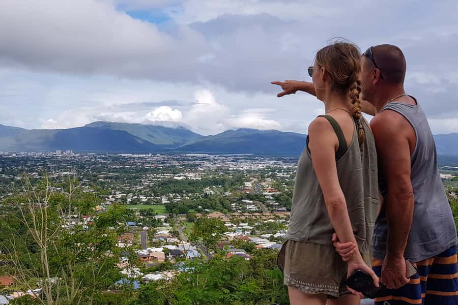 Cairns: City Sights Tour with Evening Dinner Cruise - Dinner aboard the Spirit of Cairns
