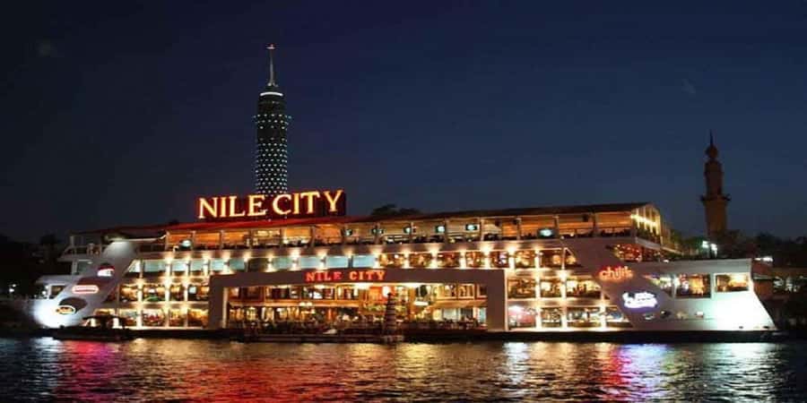 Cairo: Buffet Dinner Cruise with Folkloric Show - A two-hour Nile evening, from hotel door to river