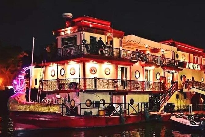Cairo dinner cruise on the Nile river with entertainment - The buffet: good value, modest expectations
