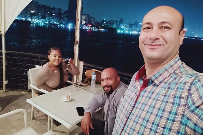 Cairo Dinner Cruise show with belly dancer show on Nile river - Practical booking advice