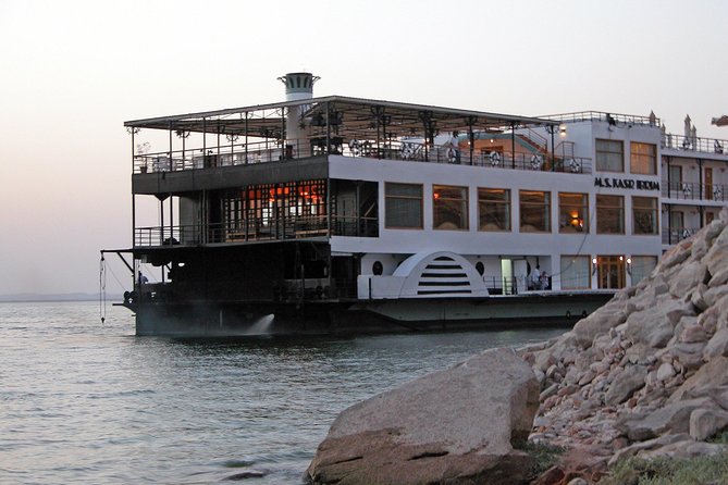 Cairo dinner Cruise with Belly dancer show - Who will enjoy this Cairo evening?