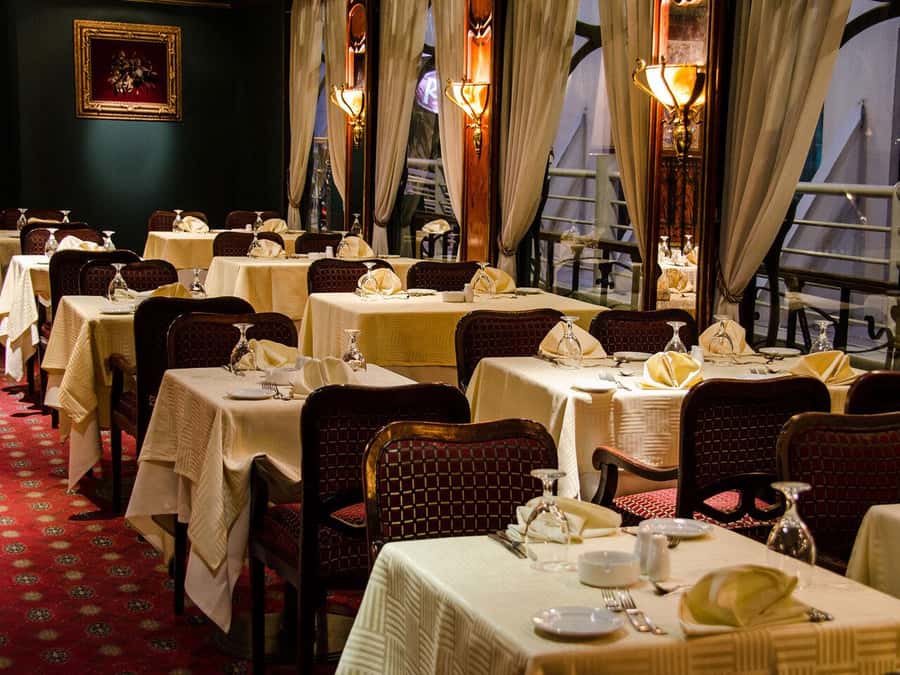 Cairo: Luxury Dinner Cruise On The Nile River - Hotel pickup makes Cairo at night easier