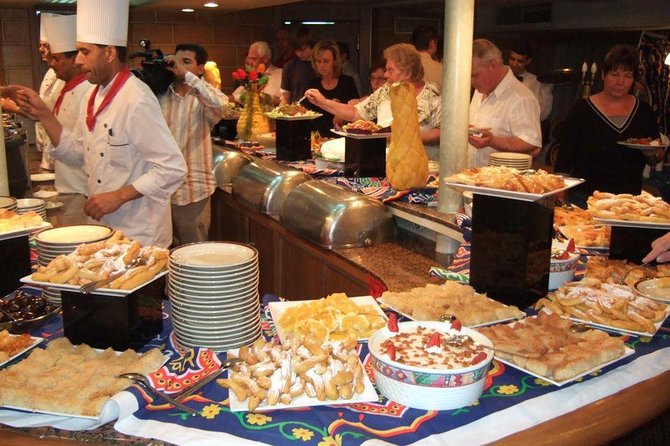 Cairo Nile Dinner Cruise With Folklore Show - Pickup from your hotel and the Cairo traffic problem