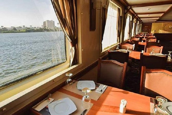 Cairo Nile Dinner Cruise With Folklore Show - Boarding in Maadi and sailing the Nile