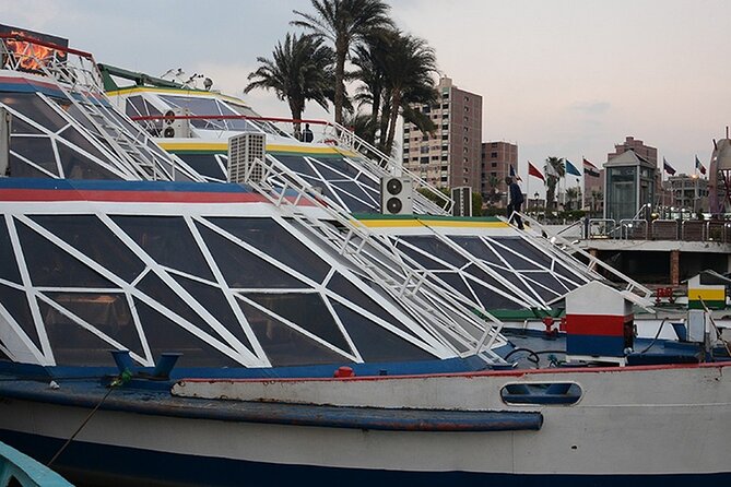 Cairo: Nile Dinner Cruise with Show & Shared Transfer - What the two-hour program includes