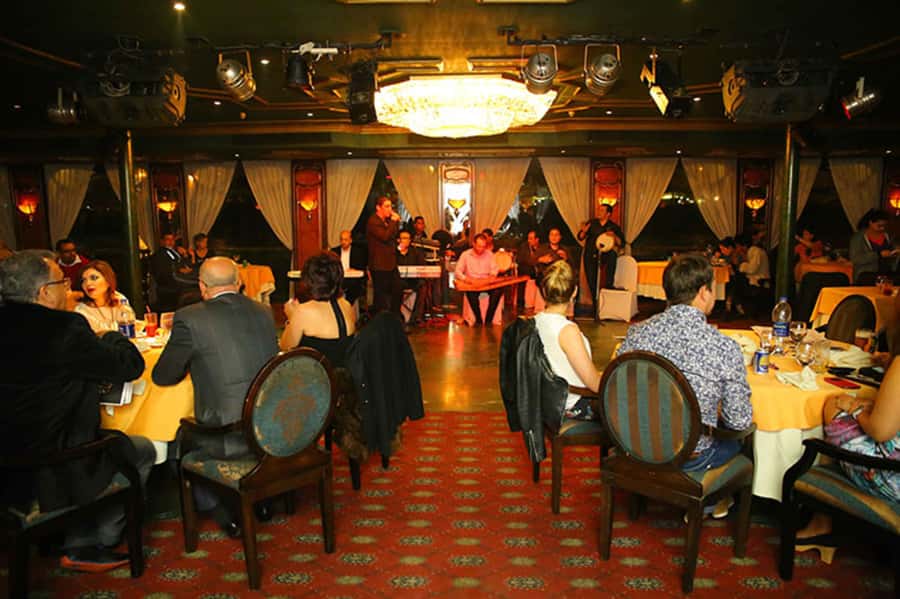 Cairo: Nile Maxim Luxurious Dinner Cruise with Dance Show - Belly dancing, Tanoura, and live music