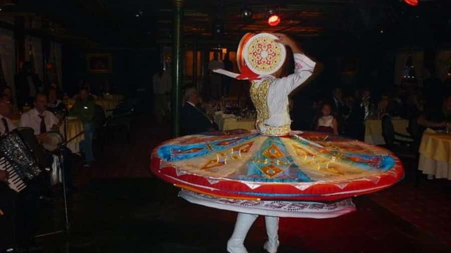 Cairo: Nile Maxim Luxurious Dinner Cruise with Dance Show - Should you book this Cairo dinner cruise?