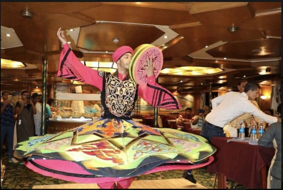 Cairo: Nile River Dinner Cruise with Belly Dance and Tanoura - Should you book this Nile dinner cruise?
