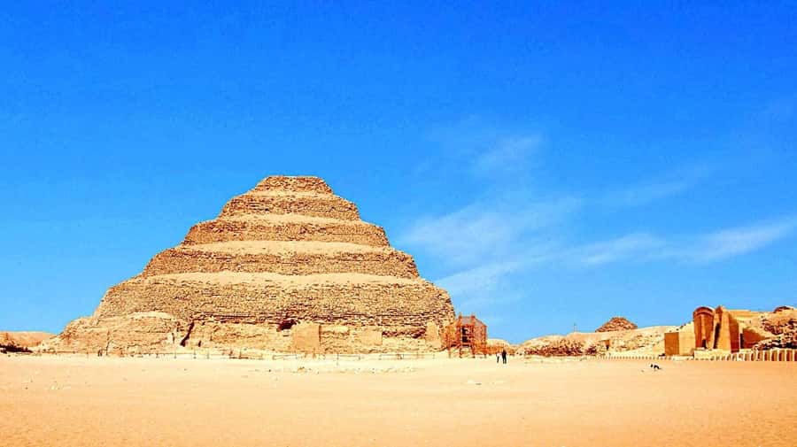 Cairo : Sakkara, Memphis ,Dahshur and Nile dinner cruise - The guide can make or break the day