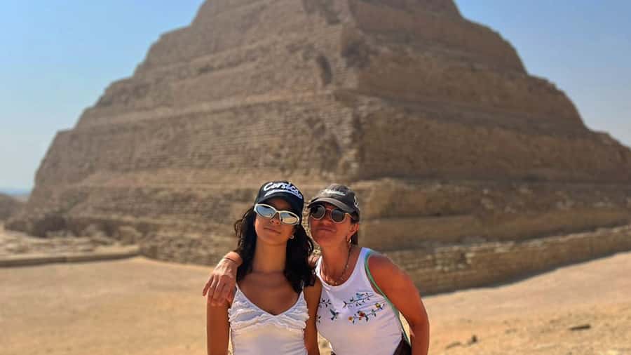 Cairo : Sakkara, Memphis ,Dahshur and Nile dinner cruise - Inside the Red Pyramid at Dahshur