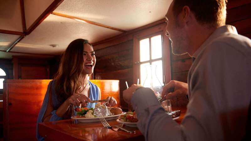 Cancun: Columbus The Romantic Dinner Cruise - Best timing for sunset and special occasions