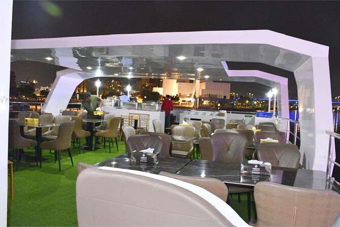 Catamaran Cruise with Dinner at Al Jaddaf Dubai - Seating, crowding, and the 140-person limit