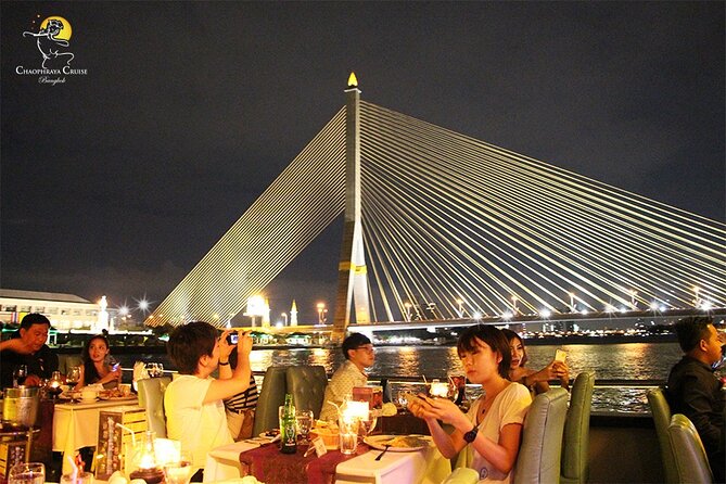 Chaophraya Cruise Dinner Cruise Along With Chao Phraya River Bangkok - What this Bangkok river cruise is really like