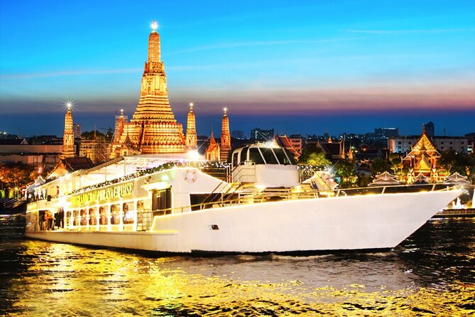Chaophraya Cruise Dinner Cruise Along With Chao Phraya River Bangkok - Finding Asiatique and checking in at 7:00 pm