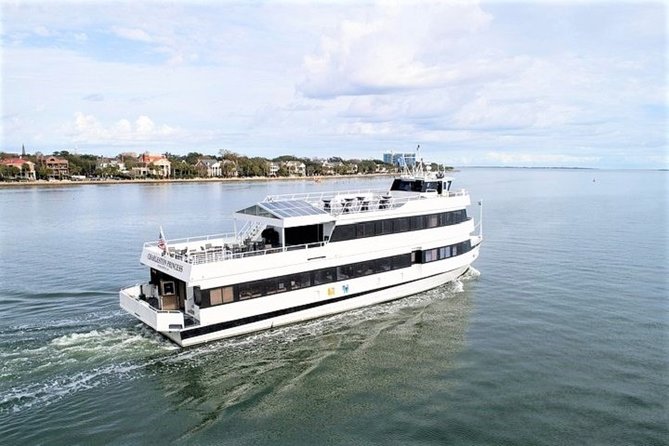 Charleston Sunset Blues & BBQ Dinner Cruise - The first hour: finding your place on the boat