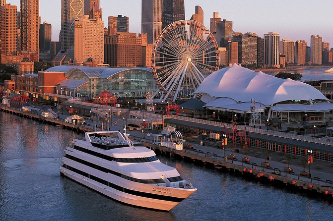 Chicago Premier Dinner Cruise on Lake Michigan - A yacht dinner with Chicago as the backdrop