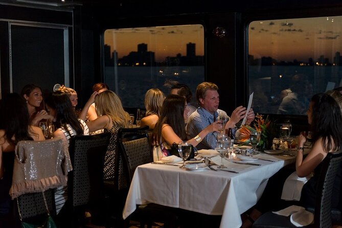 Chicago Premier Dinner Cruise on Lake Michigan - Summer fireworks over the skyline