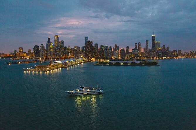 Chicago Signature Dinner Cruise on Lake Michigan - Key points to know before booking
