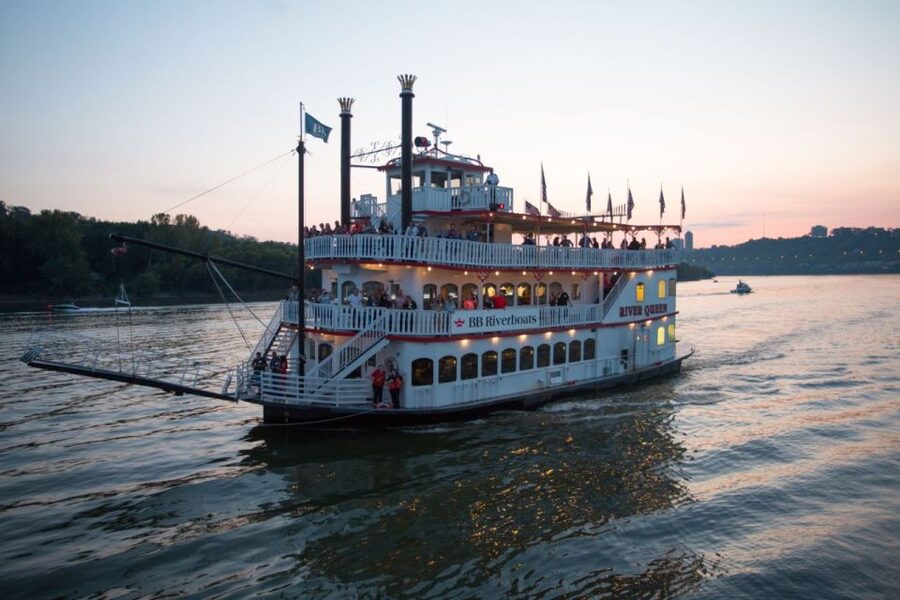 Cincinnati: Ohio River Cruise with Buffet Dinner - At a glance: what makes this cruise worth considering