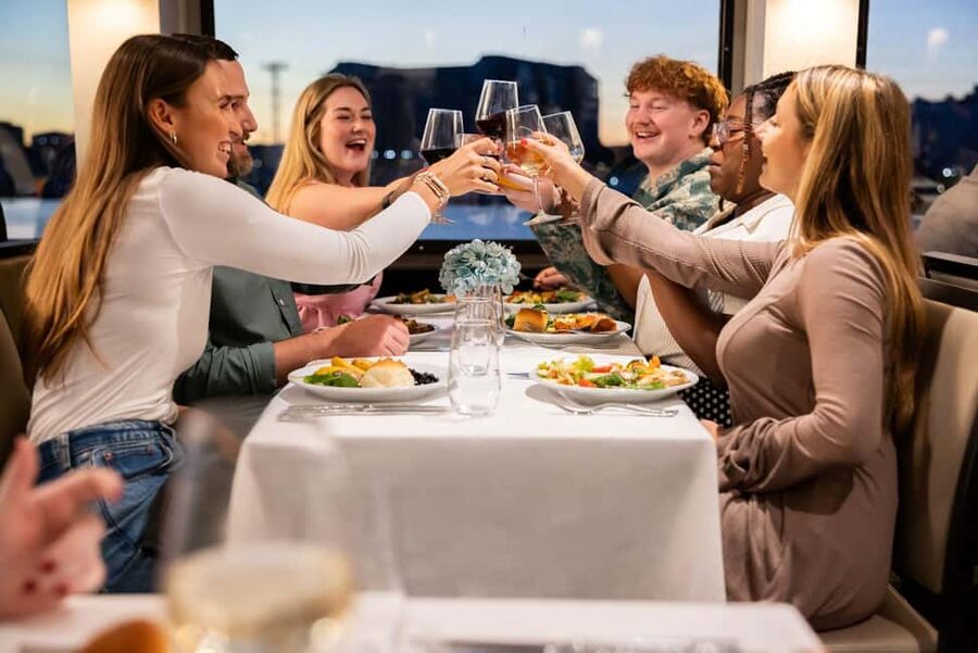 City Cruises Boston: Harbor Buffet Lunch or Dinner Cruise - What makes this Boston harbor cruise worth considering