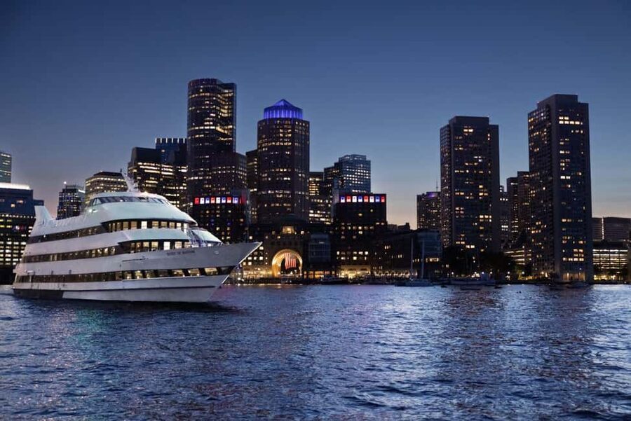 City Cruises Boston: Harbor Buffet Lunch or Dinner Cruise - The buffet: what you are actually eating