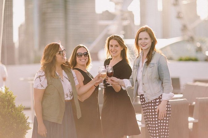 City Cruises: Chicago Fireworks Premier Dinner Cruise - Music, dancing, and the evening atmosphere