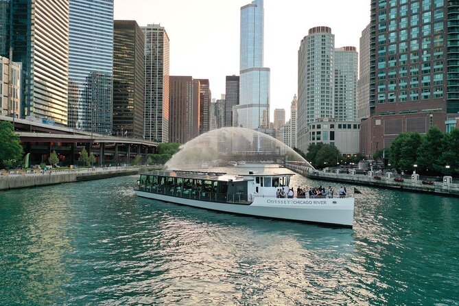City Cruises Chicago: Fireworks Premier Plus Dinner Cruise - A glass-enclosed ship built for city views