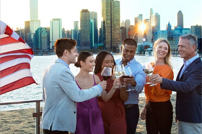 City Cruises Chicago: Fireworks Premier Plus Dinner Cruise - The fireworks portion is the evening’s big payoff