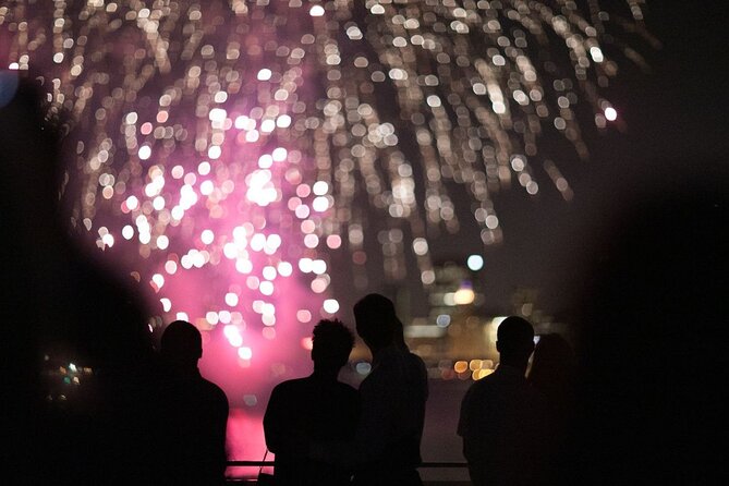 City Cruises Chicago: Fireworks Premier Plus Dinner Cruise - How much value do you get for $147.61?