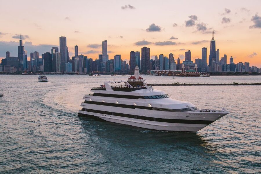 City Cruises Chicago: Premier Lunch or Dinner Cruise - What you see along Lake Michigan