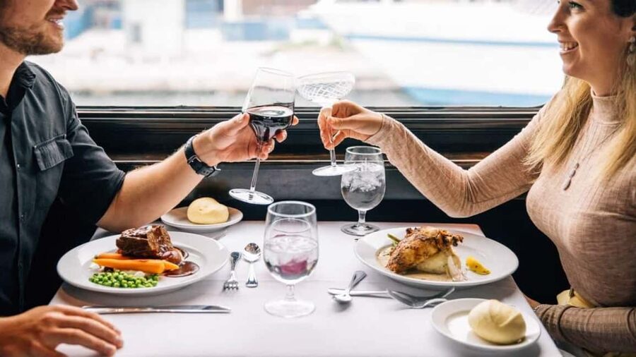 City Cruises Chicago: Premier Lunch or Dinner Cruise - Lunch or dinner: which works better?