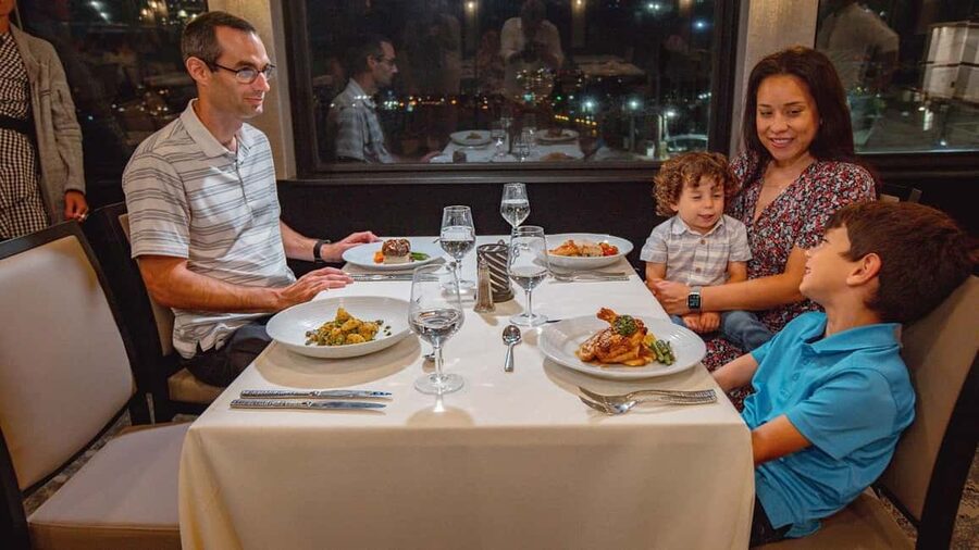 City Cruises Marina Del Rey: Sunset Cruise with Dinner - The first views: Marina del Rey at sunset