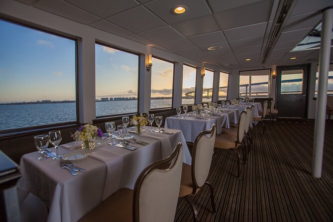 City Cruises San Diego: Buffet Dinner Cruise - Music, celebrations, and the mood onboard