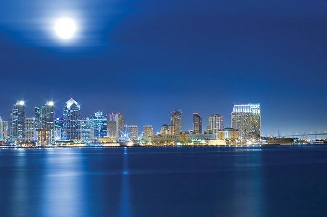 City Cruises San Diego: Gourmet Dinner Cruise & Skyline Views - Service can make or break the night