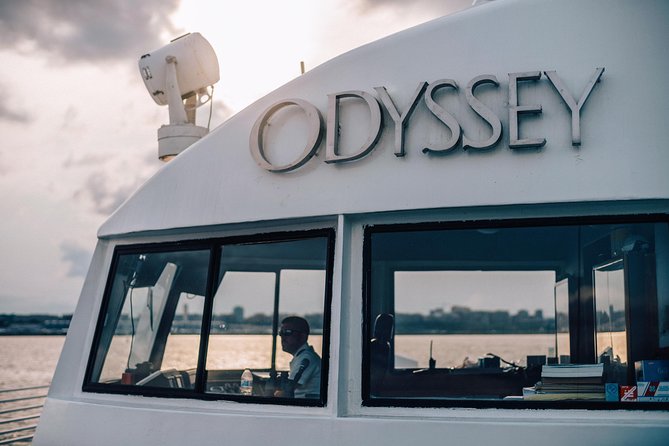 City Cruises Washington DC: Premier Dinner Cruise - What You See Along the Potomac