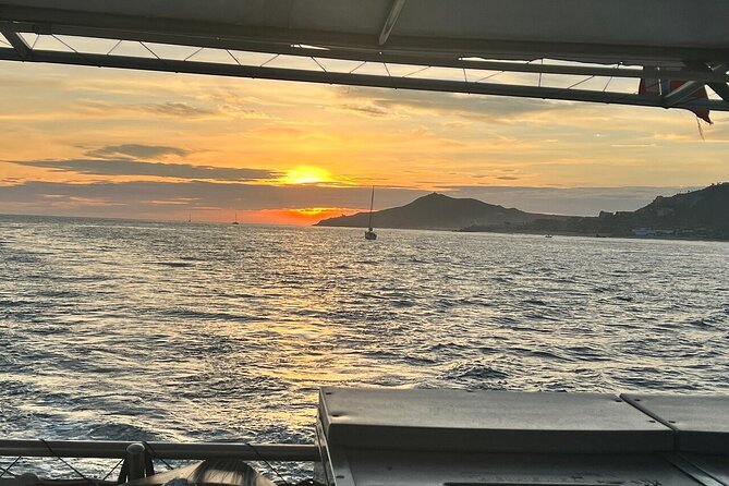 City Tour, Tequila tasting, Sunset Cruise & Dinner in Cabo San Lucas - Pacific sunset and dinner aboard the boat