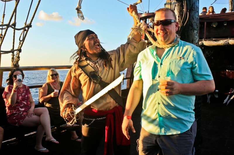 Cozumel: Pirate Ship Cruise with Open Bar, Dinner, and Show - Premium drinks and the Deluxe Open Bar upgrade