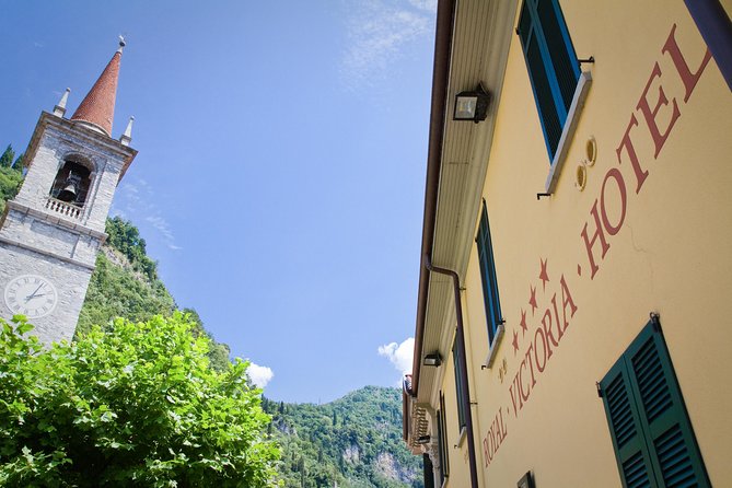 Cruise and Dinner on Lake Como from Varenna - A Four-Course Italian Dinner