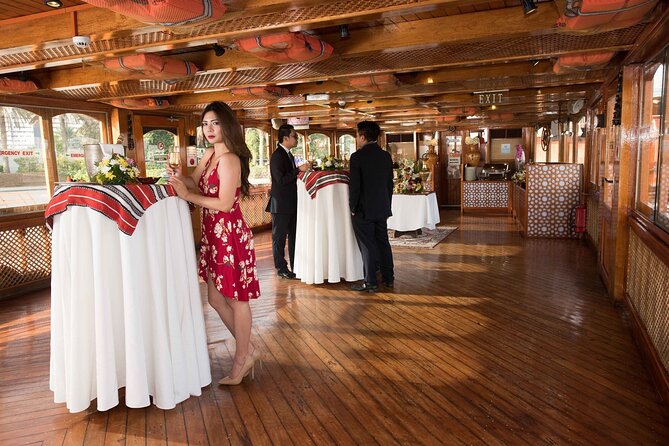 Dhow Cruise Dinner on Dubai Creek - Buffet dinner with Arabic and international choices