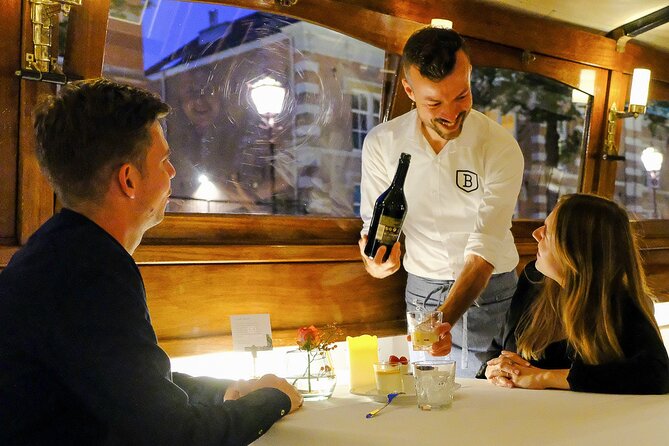Dinner Canal Cruise Amsterdam: 3-Course Dinner Included - Five things to know before booking