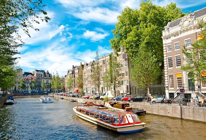 Dinner Canal Cruise Amsterdam: 4-Courses Including Drinks - Five things to know before booking