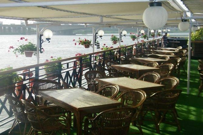 Dinner cruise on the Nile - Who will enjoy this most